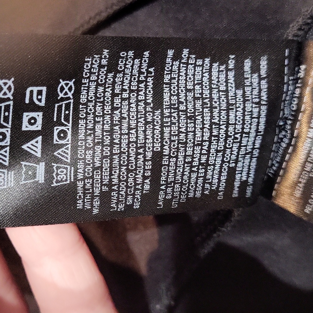 Guess Jacket - Picture 11 of 12